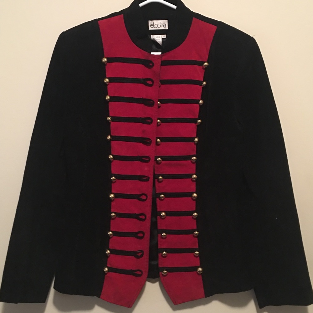 Red&Black “Etosha” Button Jacket